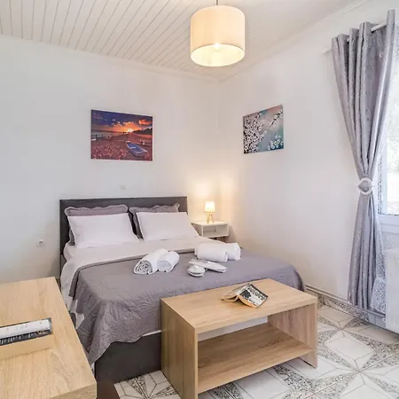 Elia Perigiali Lefkada Nydri (Lefkada)