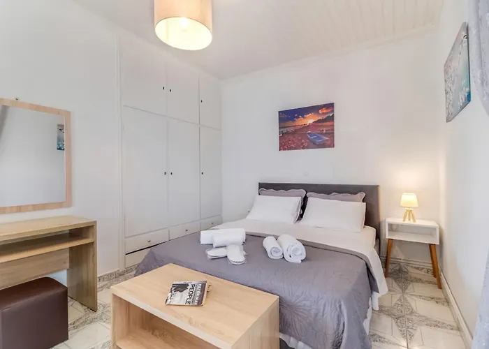 Elia Perigiali Lefkada * Nidrí