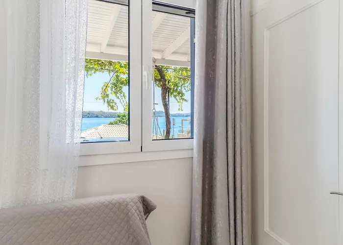 Nyaraló Elia Perigiali Lefkada *